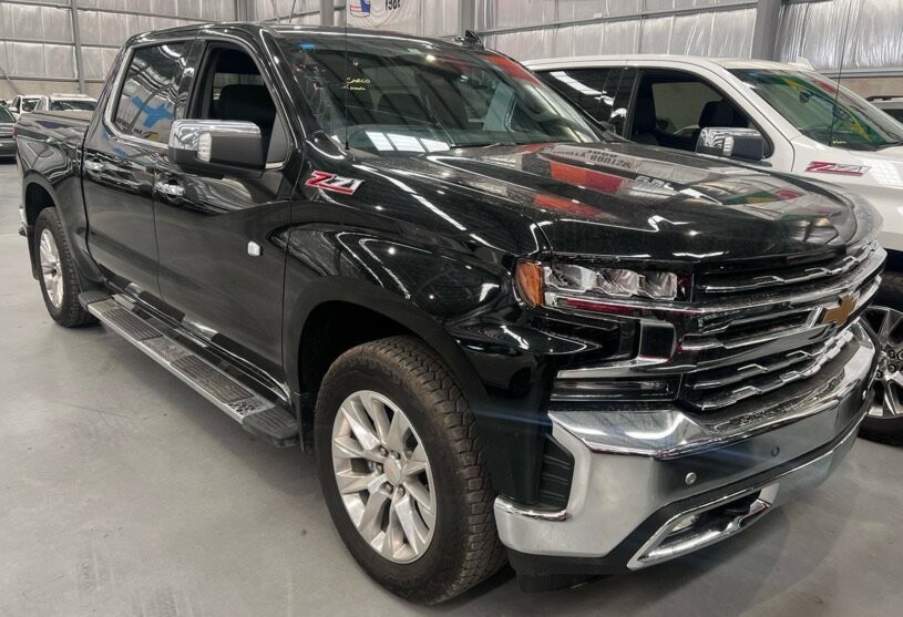 Chevrolet Silverado image 1