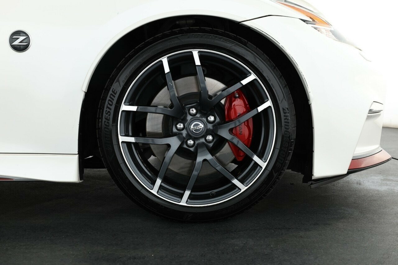 Nissan 370z image 4