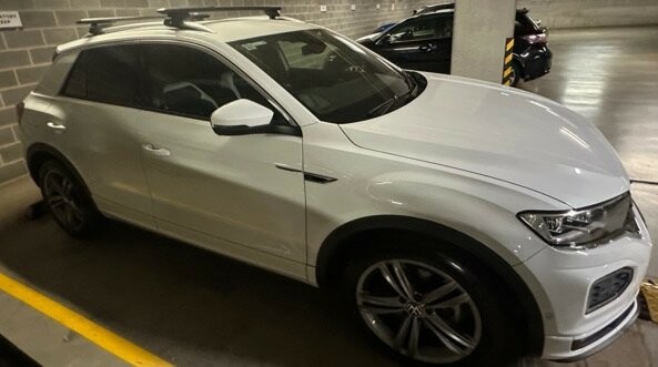 Volkswagen T-roc image 2