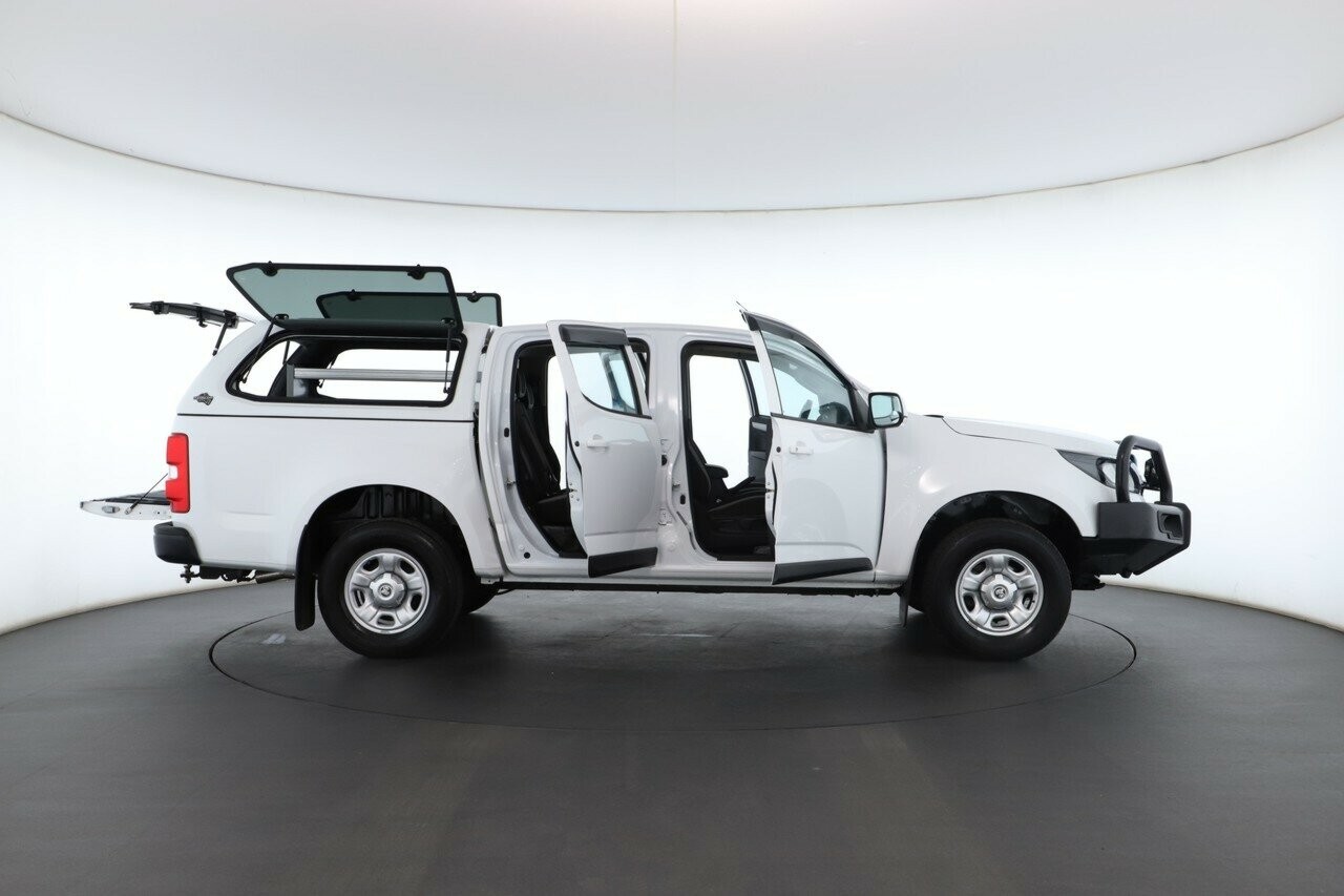 Holden Colorado image 2