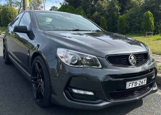 Holden Commodore image 1