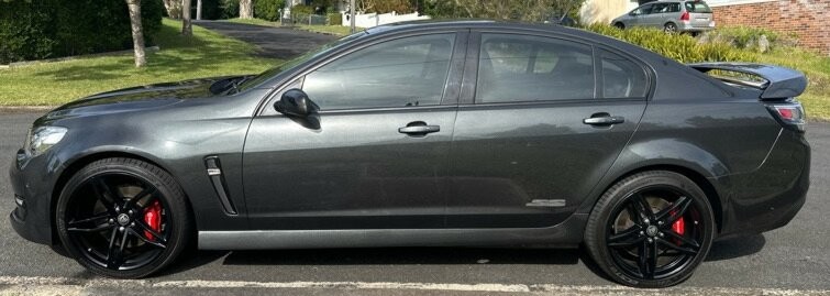 Holden Commodore image 4