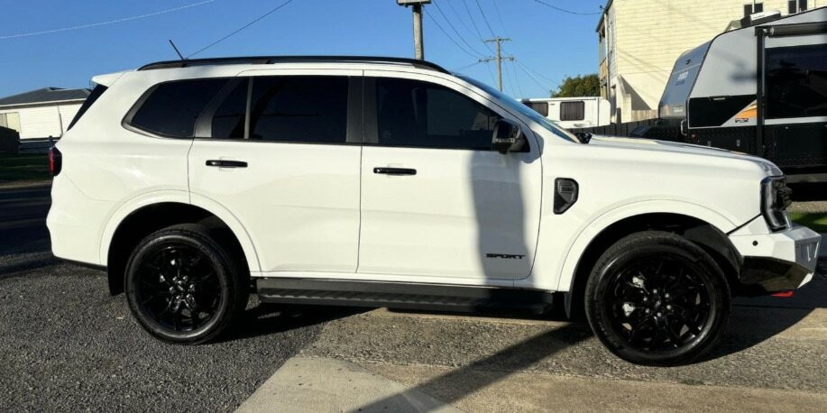 Ford Everest image 3