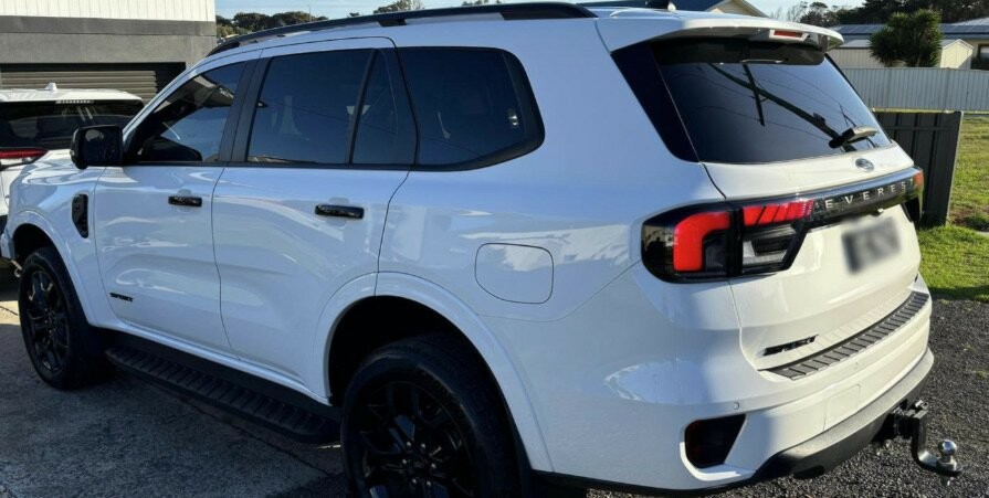 Ford Everest image 4