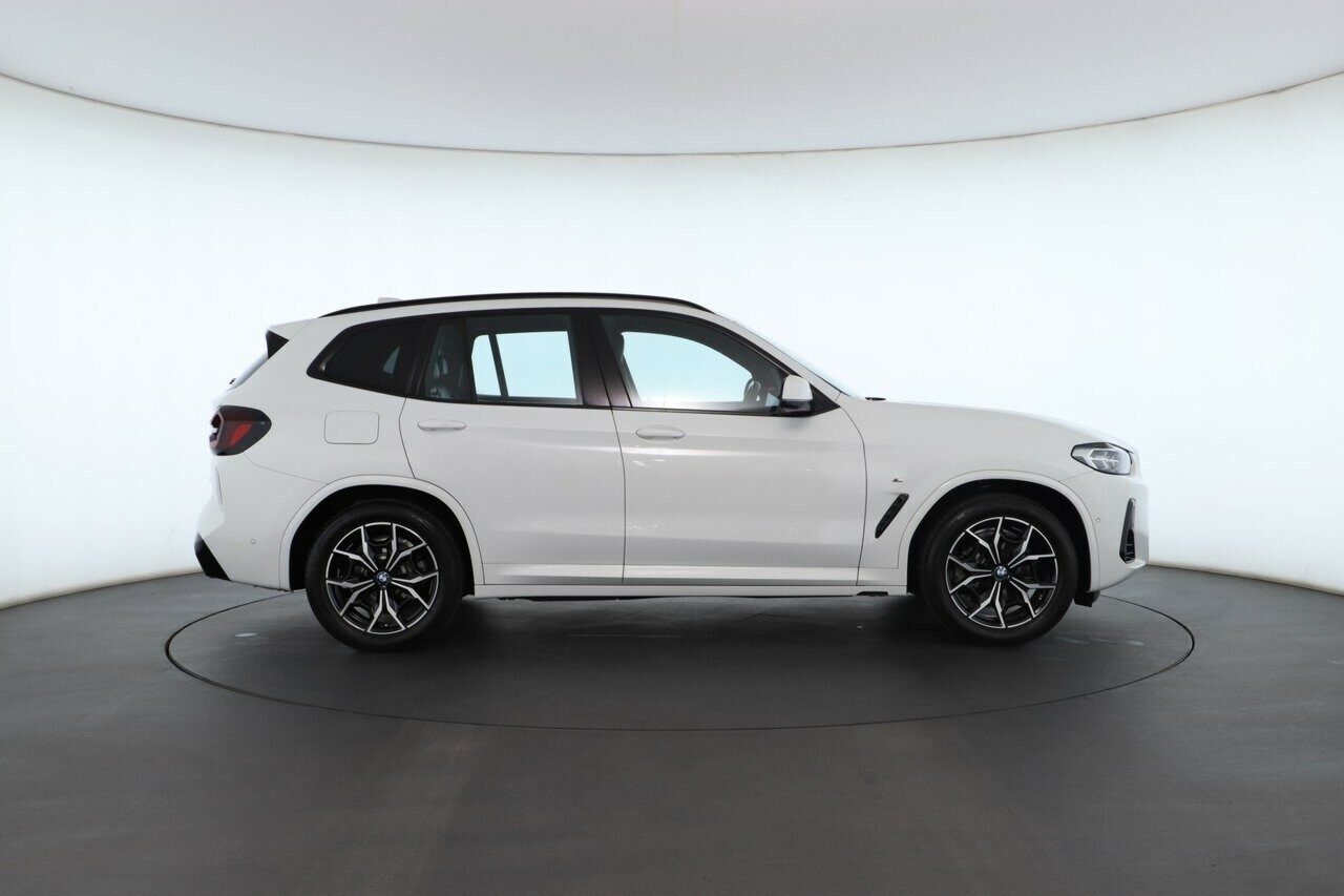 BMW X3 image 2
