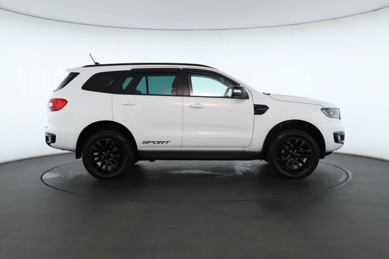 Ford Everest image 3