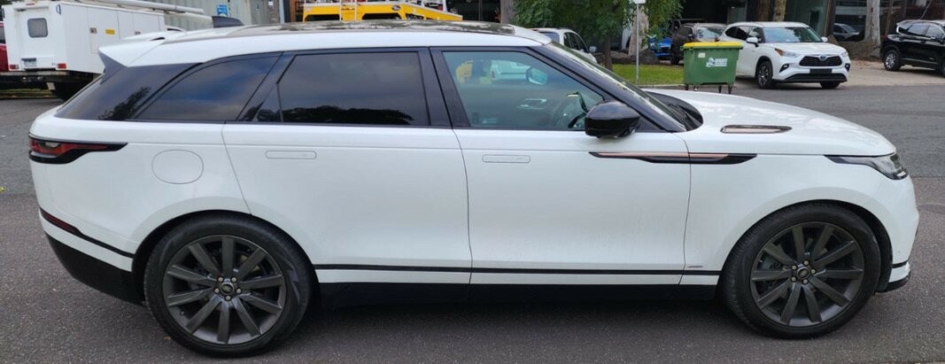 Land Rover Range Rover Velar image 1