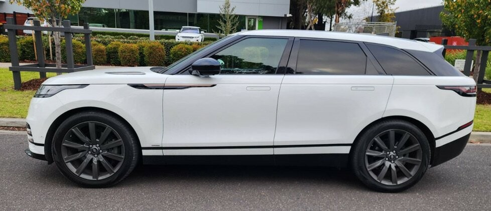 Land Rover Range Rover Velar image 3
