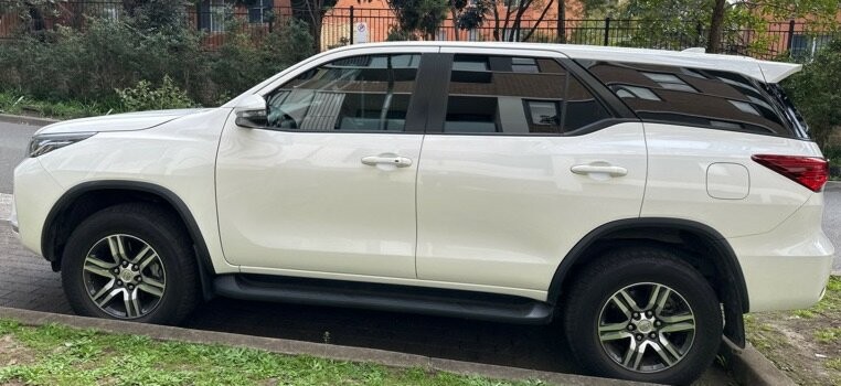 Toyota Fortuner image 4