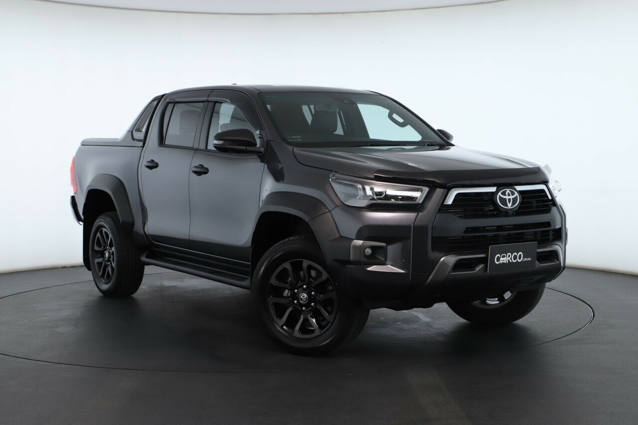 Toyota Hilux image 1
