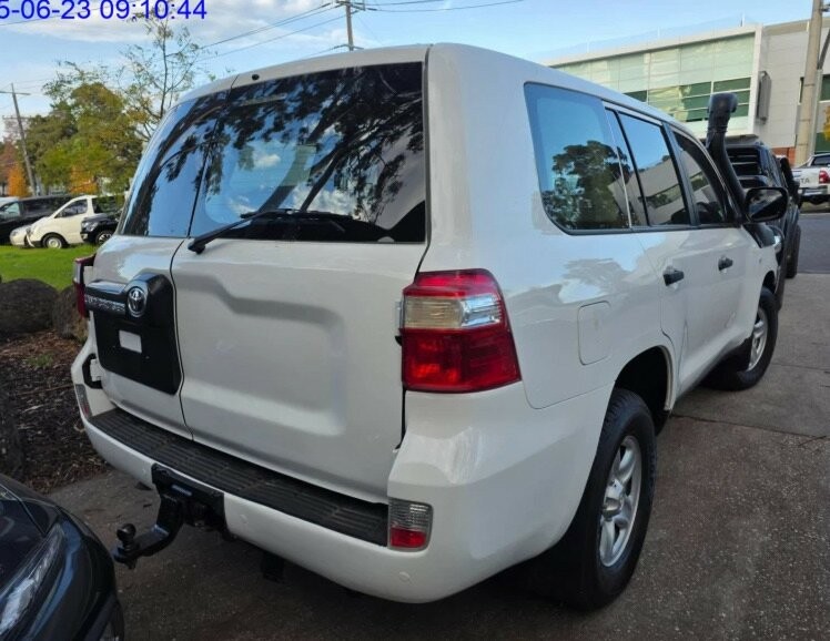 Toyota Landcruiser image 4