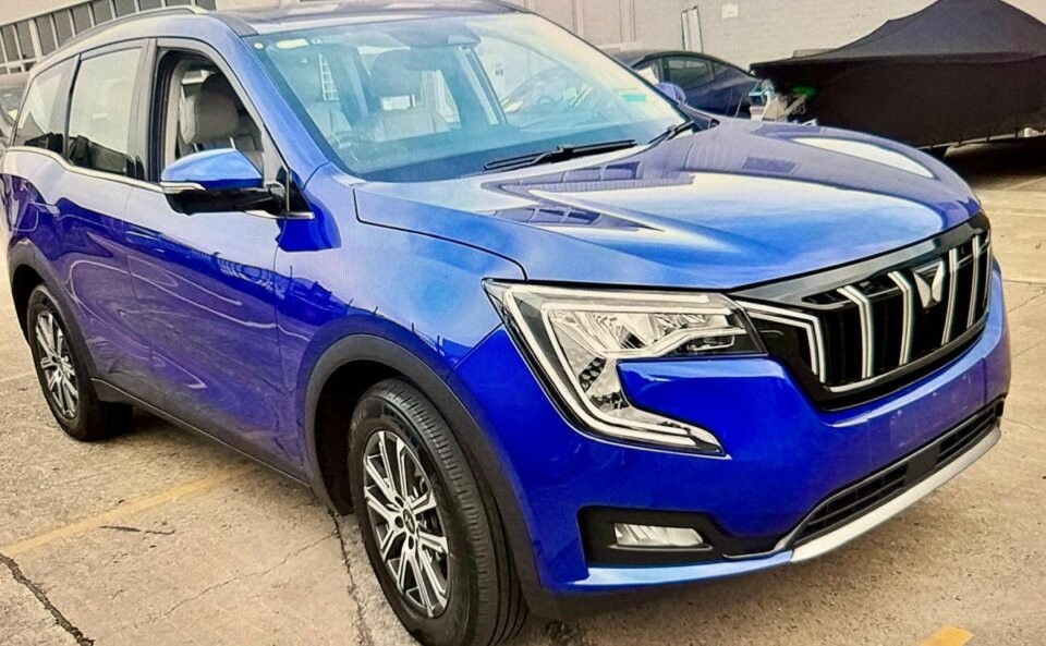 Mahindra Xuv700 image 1