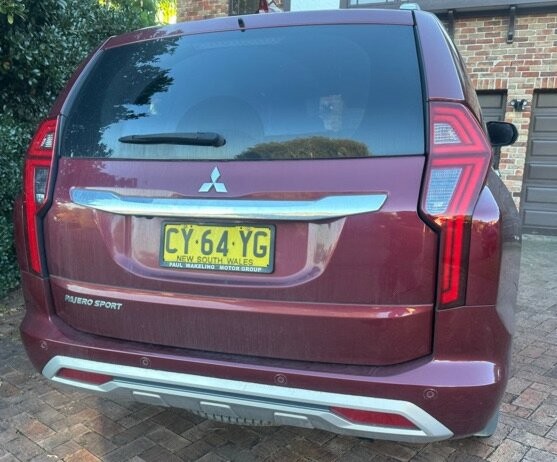 Mitsubishi Pajero Sport image 3