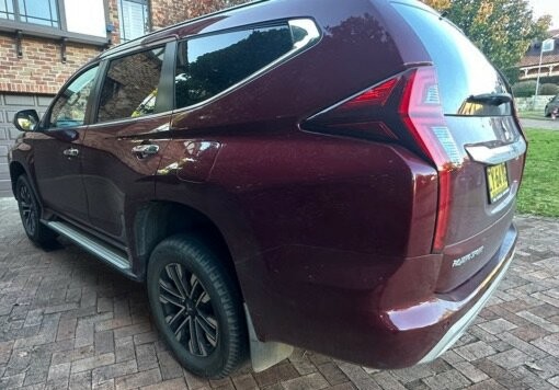 Mitsubishi Pajero Sport image 4