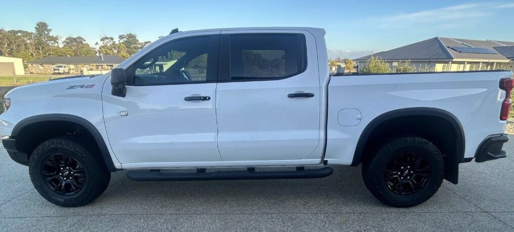 Chevrolet Silverado image 3