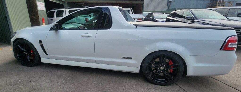 Holden Ute image 3