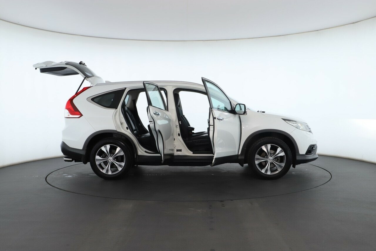 Honda Cr-v image 2