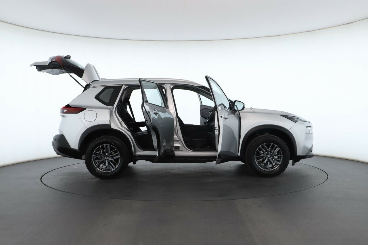 Nissan X-trail image 3