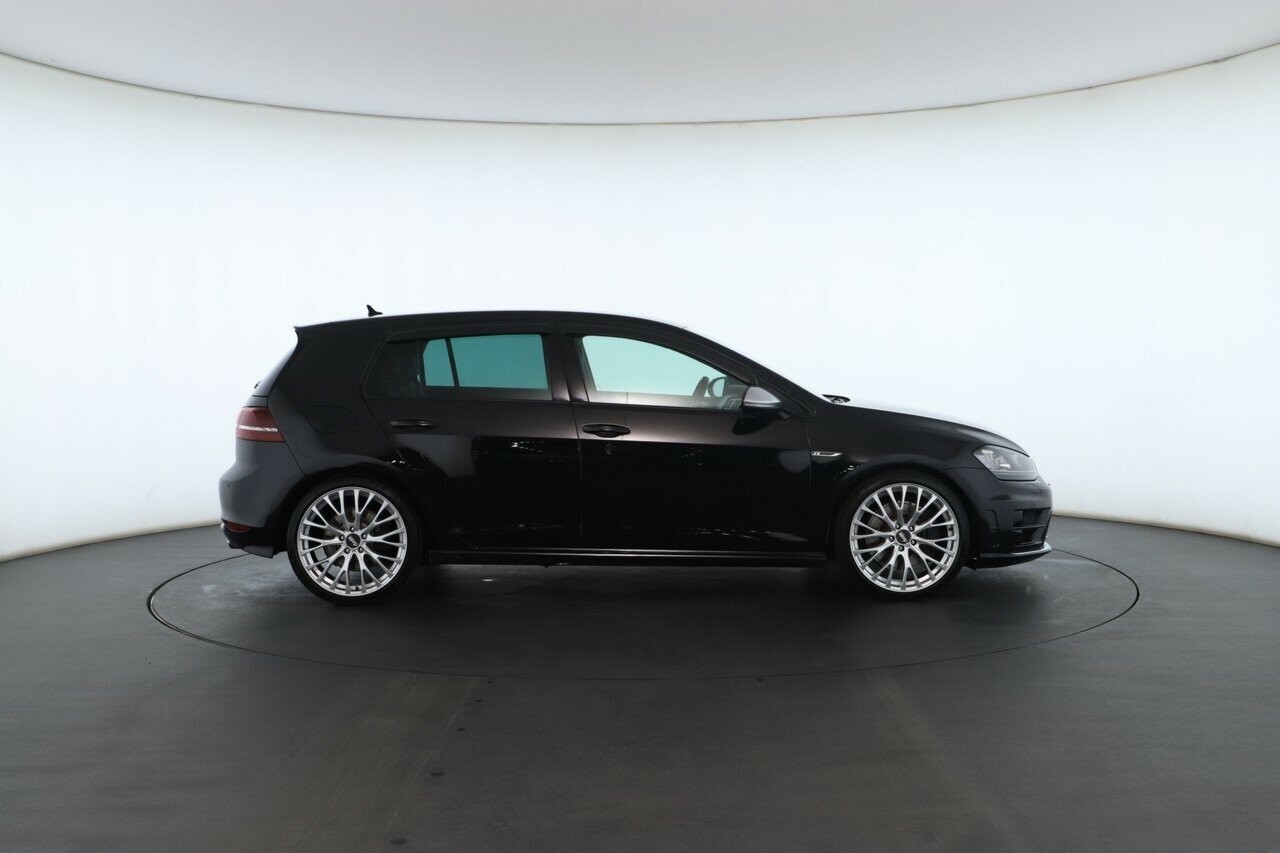 Volkswagen Golf image 3