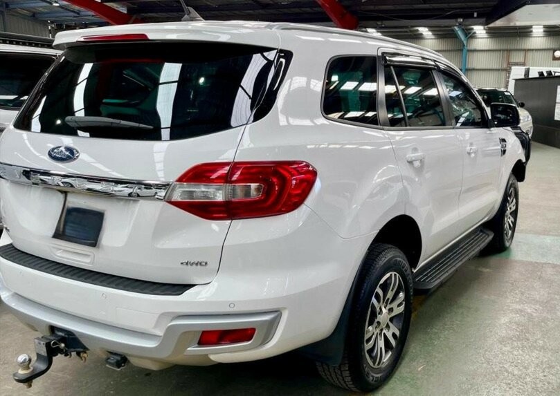 Ford Everest image 3