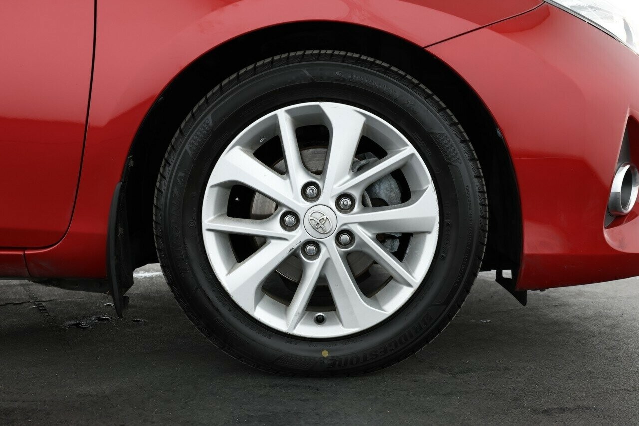 Toyota Corolla image 3
