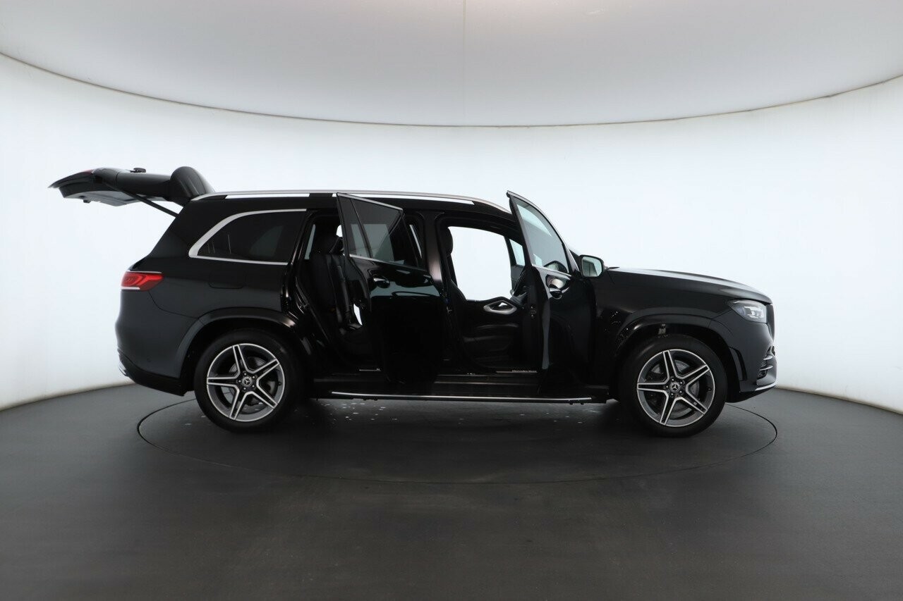 Mercedes Benz Gls-class image 2