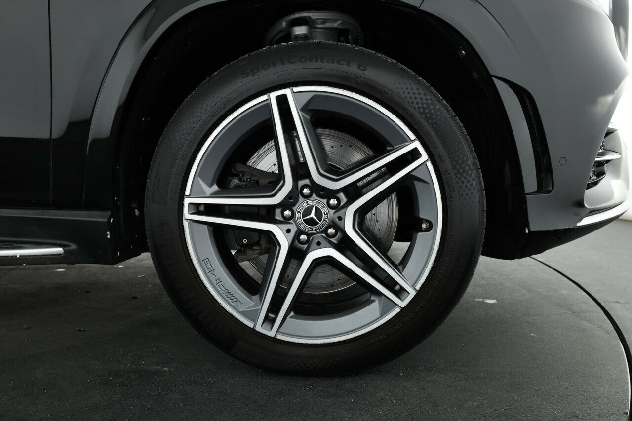 Mercedes Benz Gls-class image 4