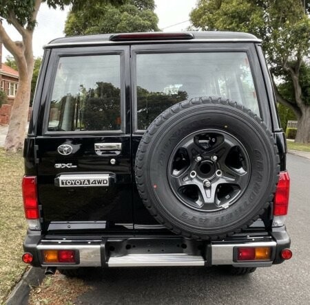Toyota Landcruiser image 3