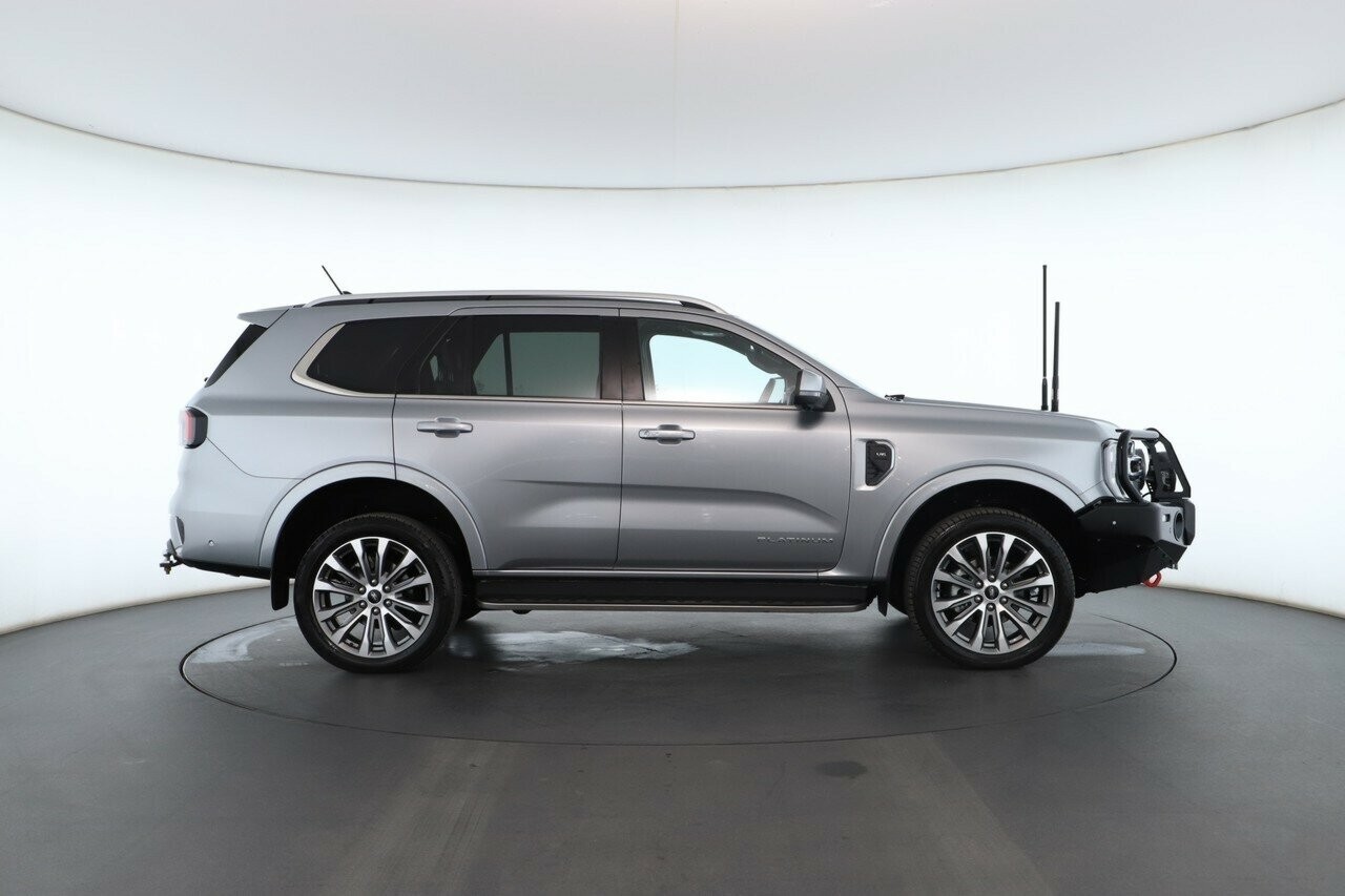 Ford Everest image 3