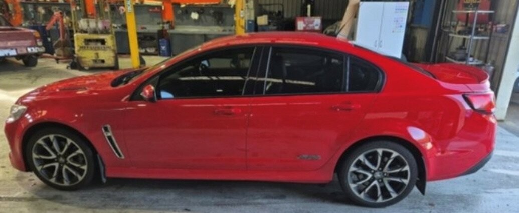 Holden Commodore image 1