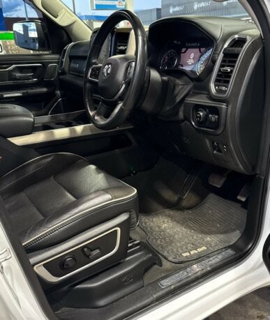 Ram 1500 image 4