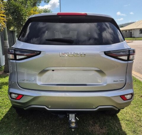 Isuzu Mu-x image 4