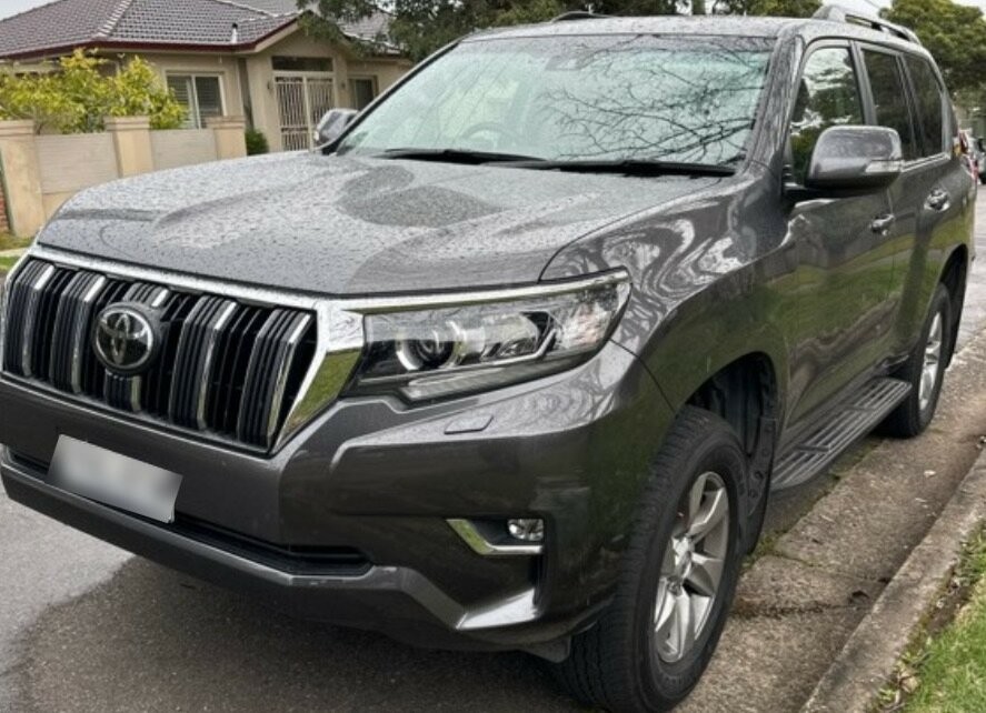 Toyota Landcruiser Prado image 1