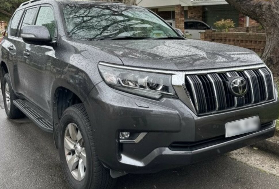 Toyota Landcruiser Prado image 2