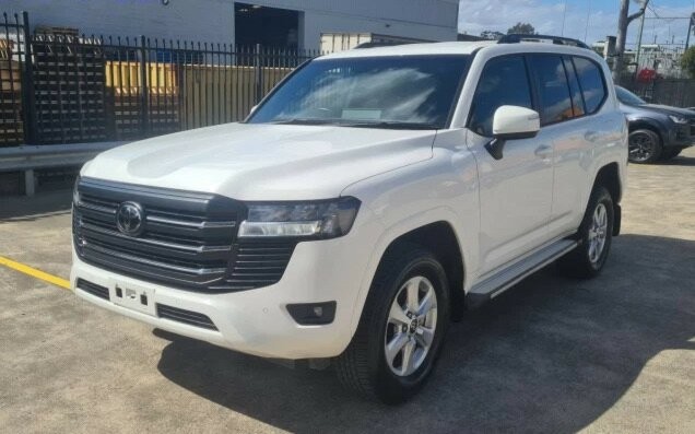 Toyota Landcruiser image 1