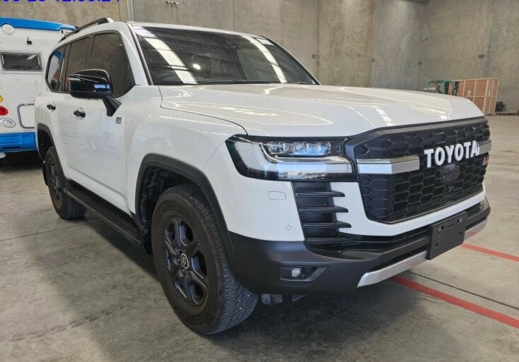 Toyota Landcruiser image 1