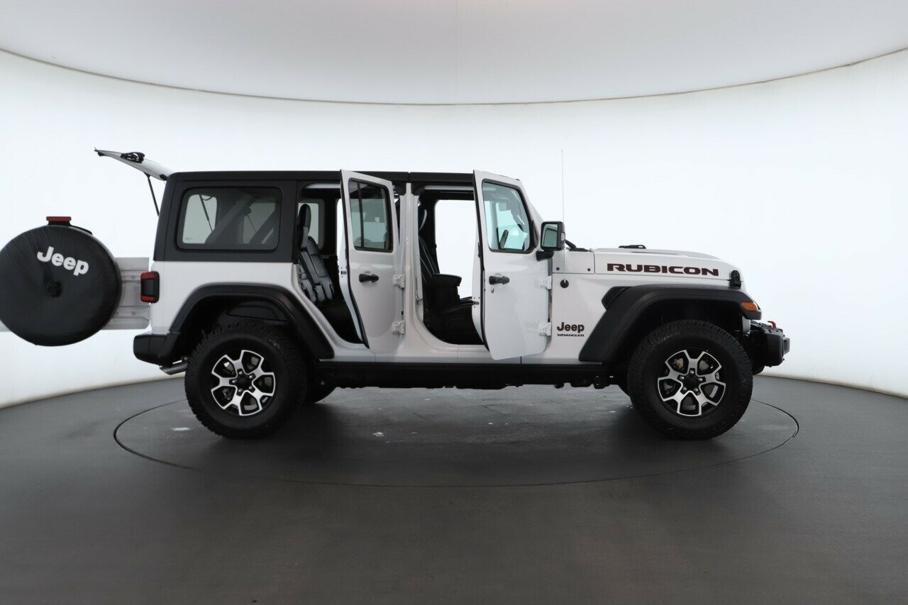 Jeep Wrangler image 2