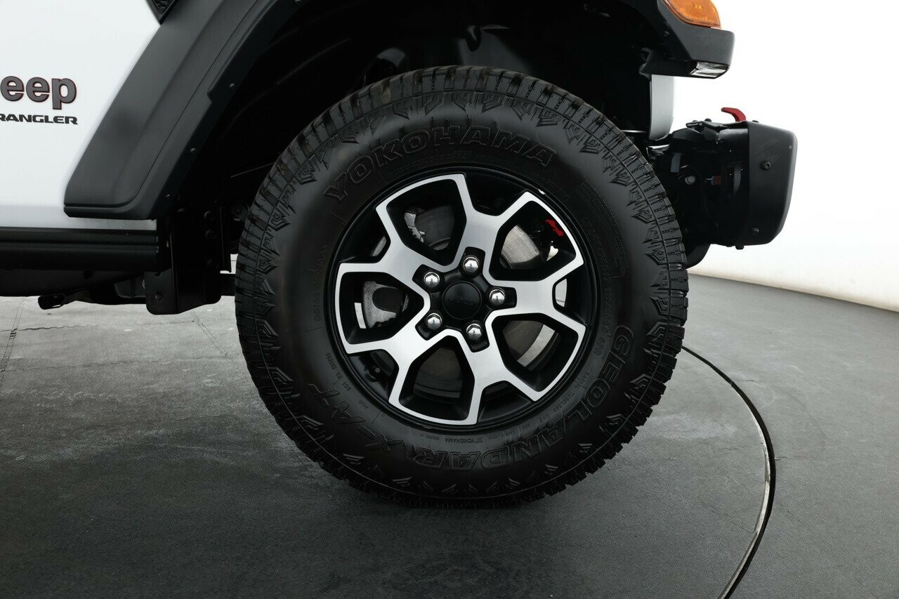 Jeep Wrangler image 4