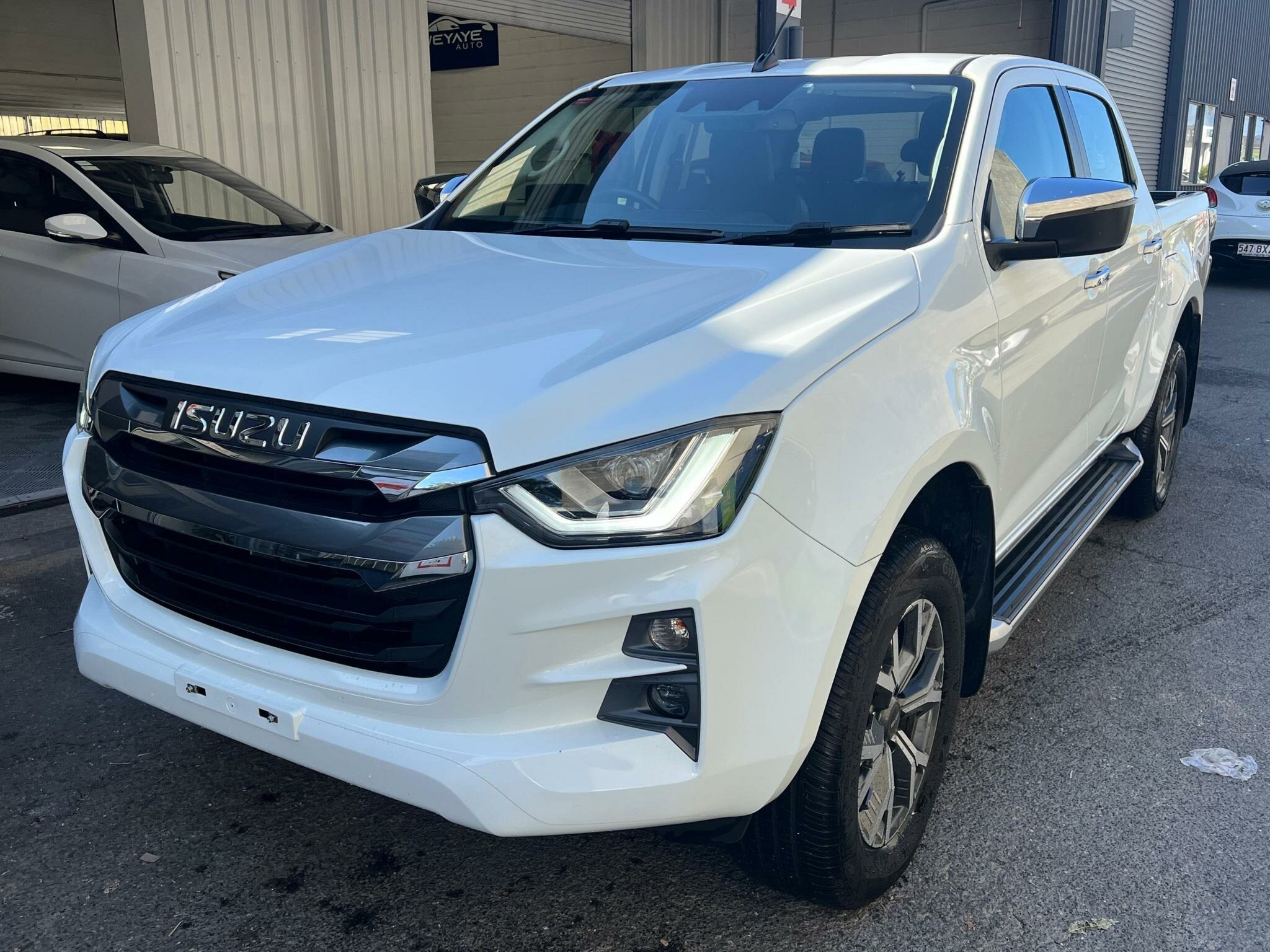 Isuzu D-max image 2