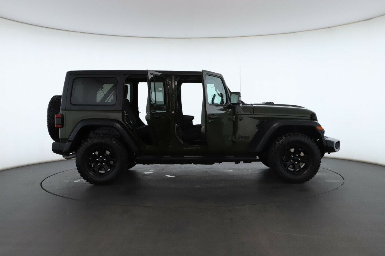 Jeep Wrangler image 2