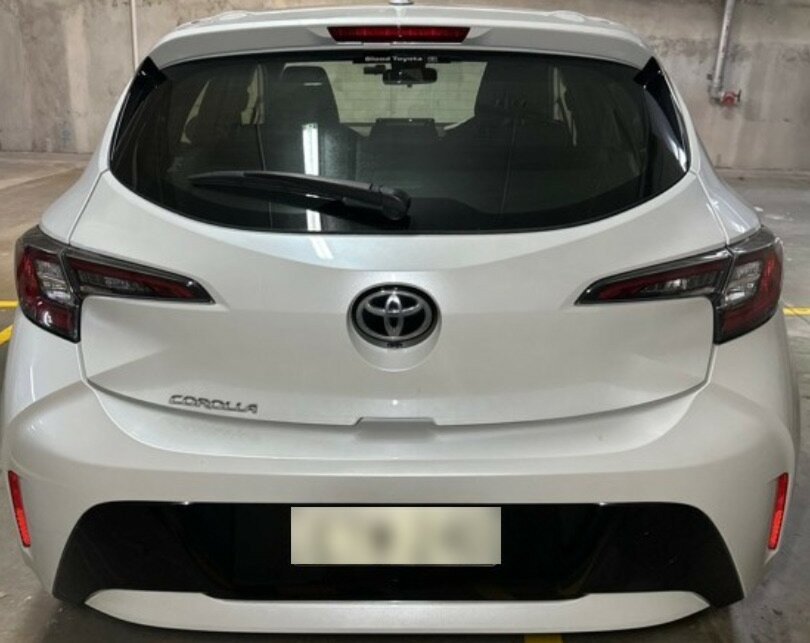 Toyota Corolla image 2