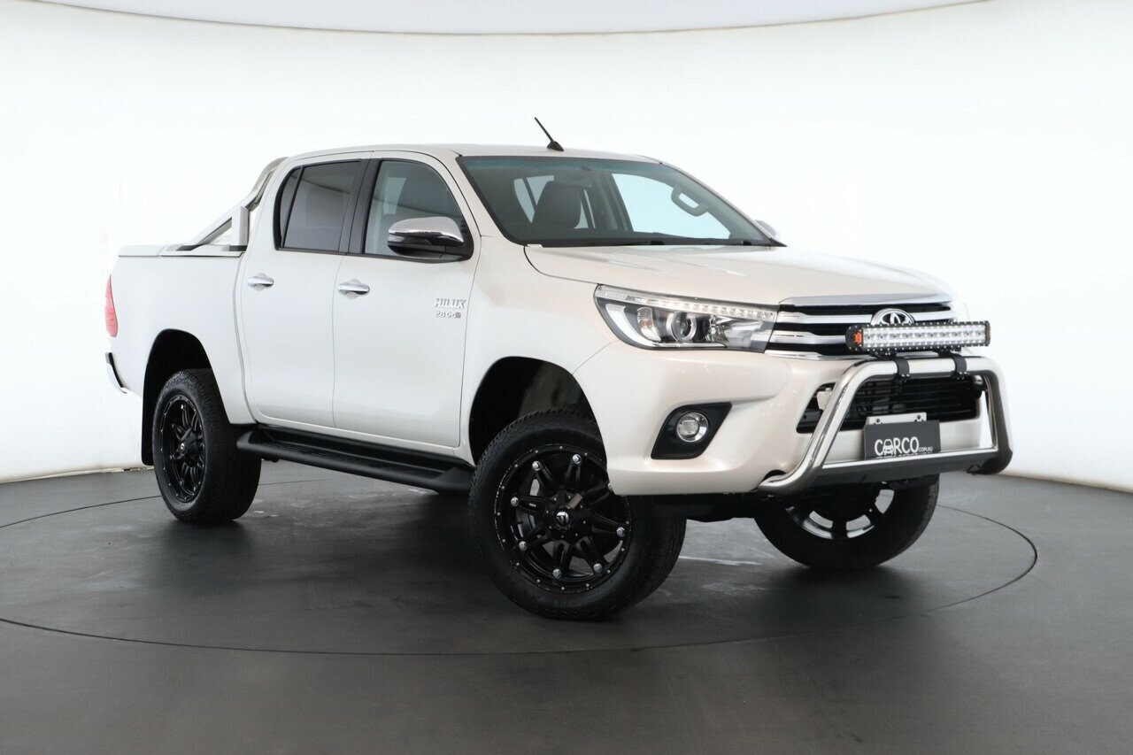 Toyota Hilux image 1