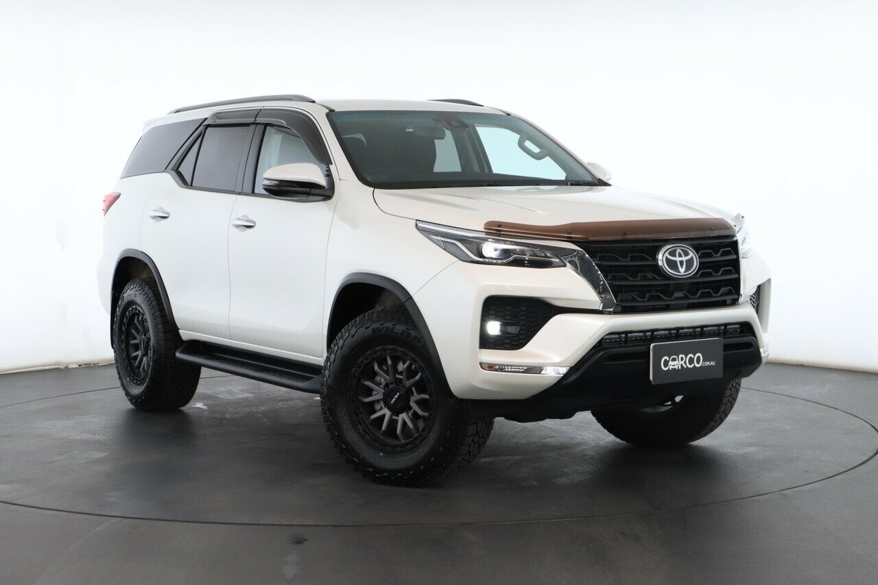 Toyota Fortuner image 1