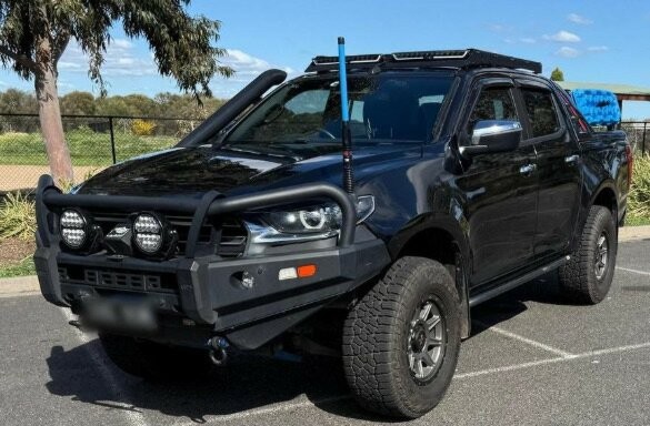 Mazda Bt-50 image 1