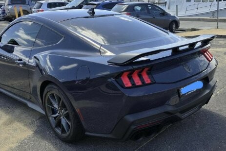 Ford Mustang image 3