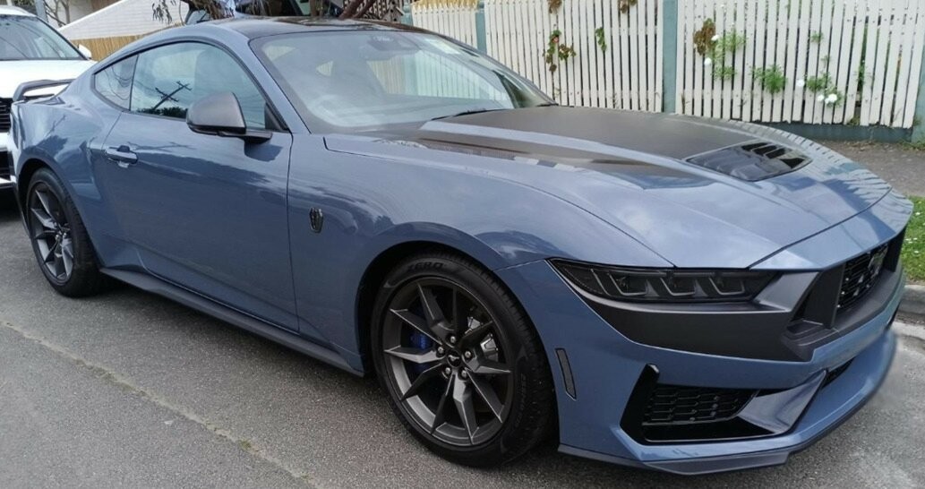 Ford Mustang image 4
