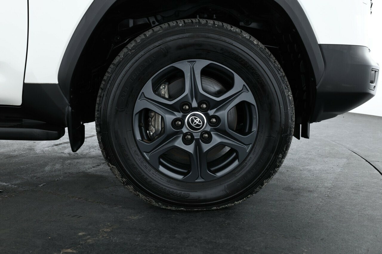 Toyota Landcruiser image 4