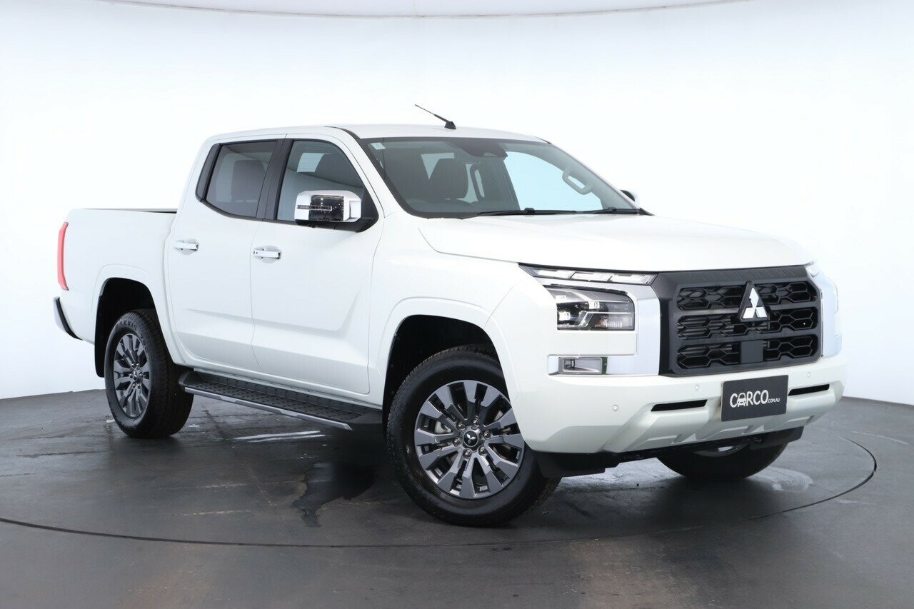 Mitsubishi Triton image 1