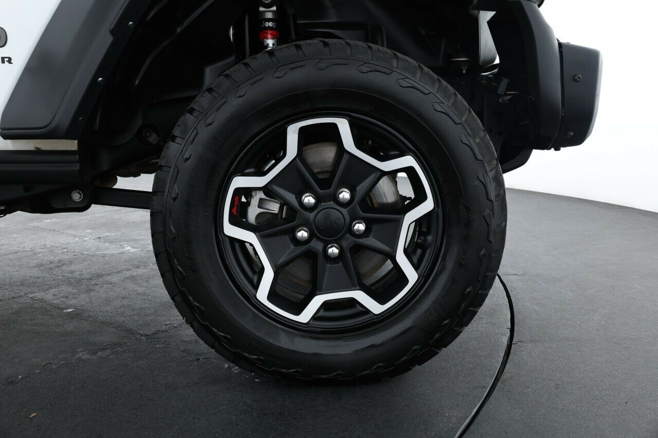 Jeep Gladiator image 4