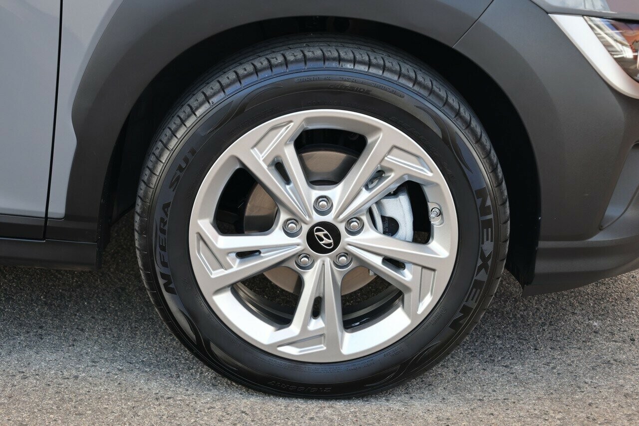 Hyundai Kona image 3